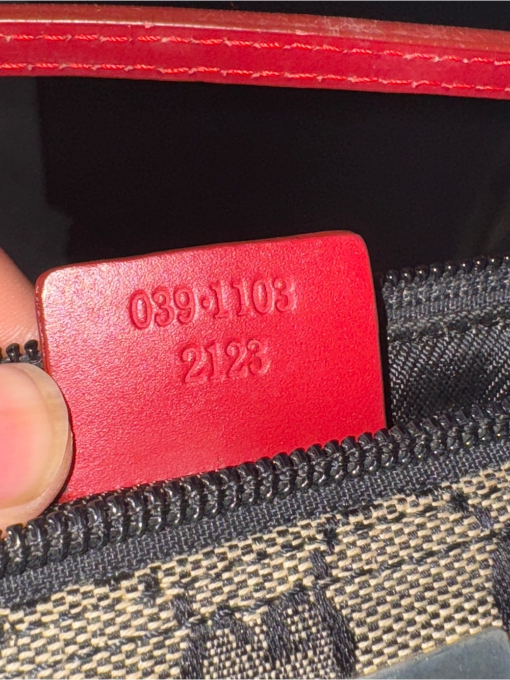 GUCCI GG CANVAS Vintage Boat Pochette Grey/Red - Picture 12 of 12